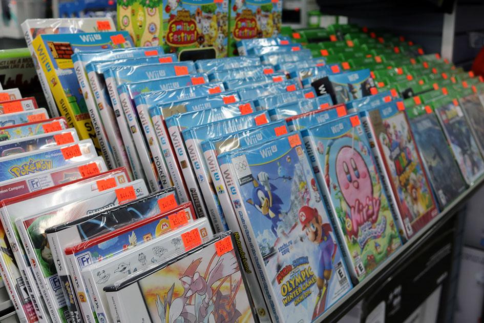 Games for Nintendo and Xbox Consoles