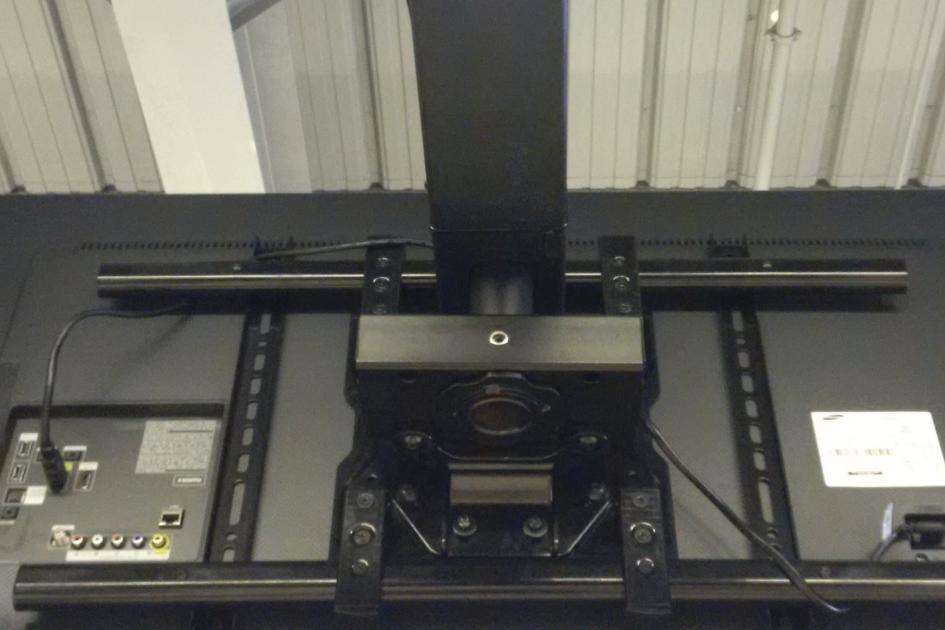Quad TV Mount